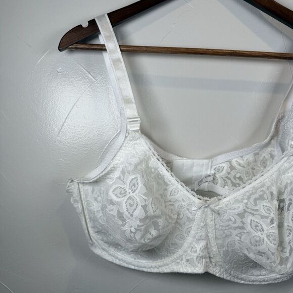 Bali Stretch Lace Underwire Bra Size 42C White NWT Sexy - Picture 3 of 16